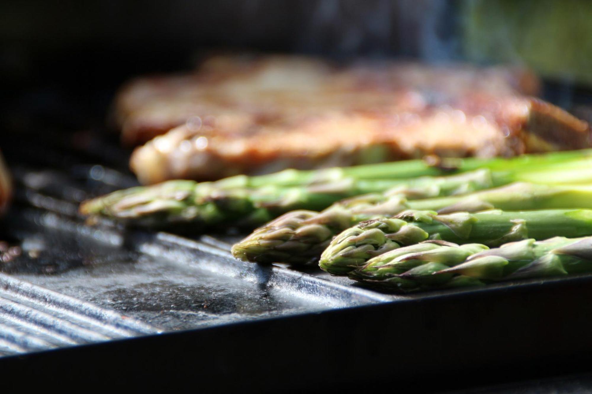 Mintara Komfort Apartment Mit Grill -Terrasse, Sky Und Parkplatz マクデブルク エクステリア 写真